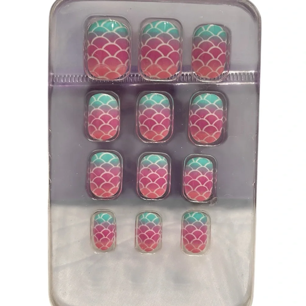 Frozen and Trolls Kids Press on Nail Set